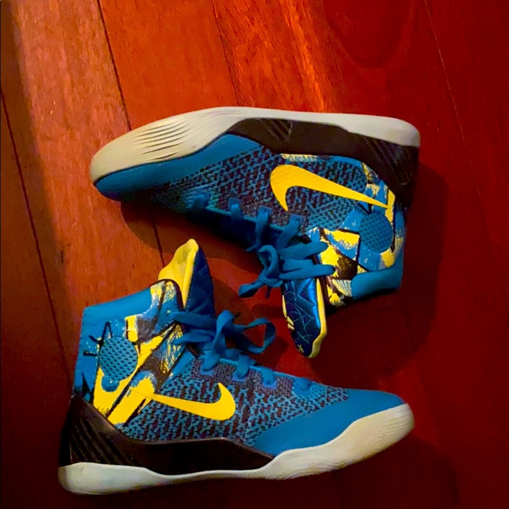Kobe Bryant IX Sneakers